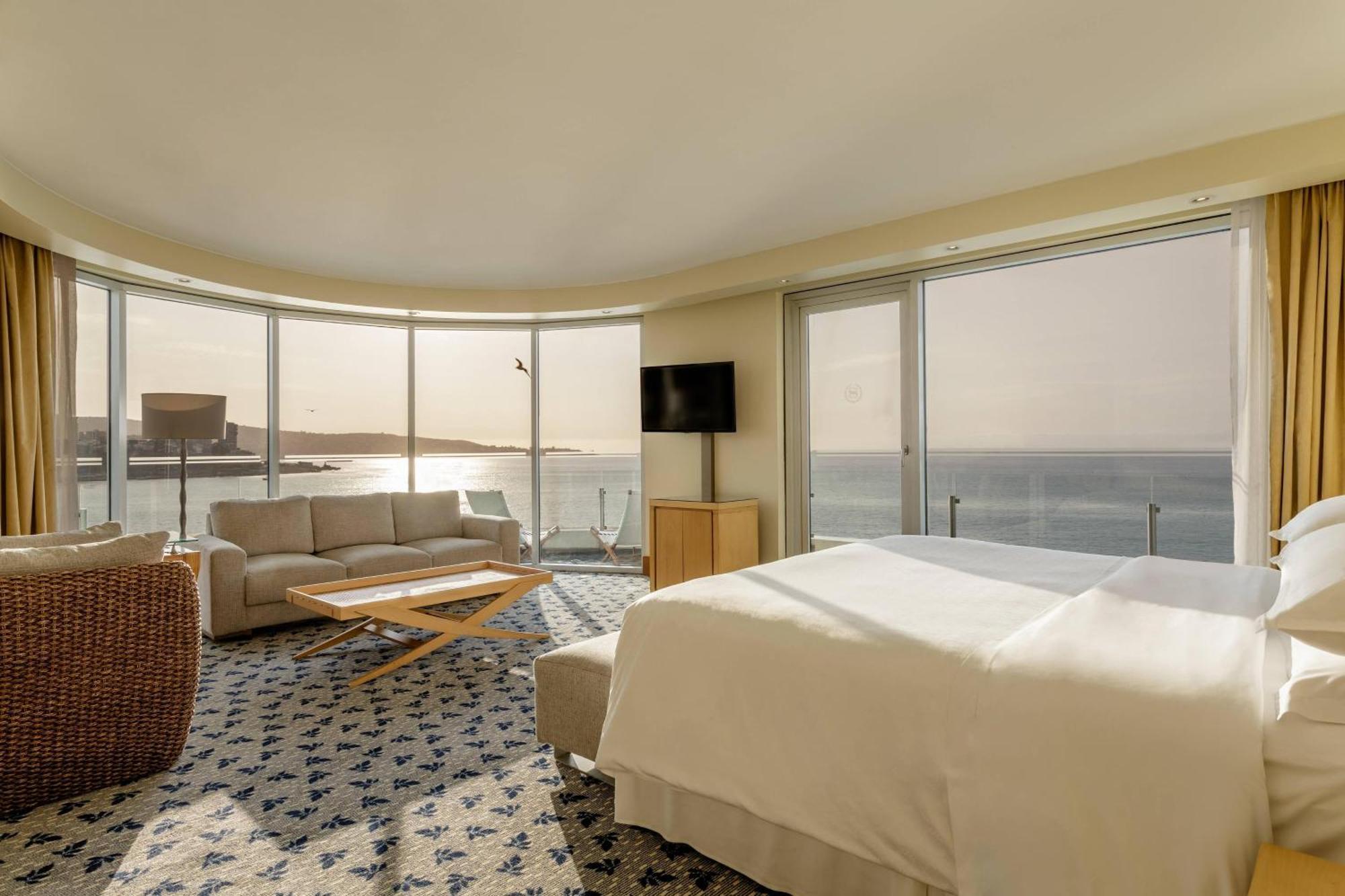 Sheraton Miramar Hotel & Convention Center Vina del Mar Eksteriør billede A suite at the Hilton Tel Aviv