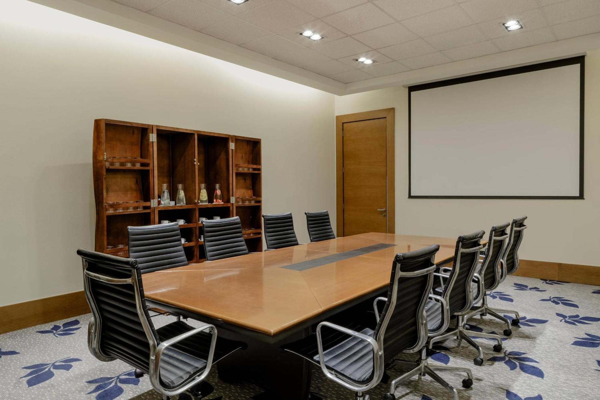 Sheraton Miramar Hotel & Convention Center Vina del Mar Eksteriør billede A boardroom at a hotel