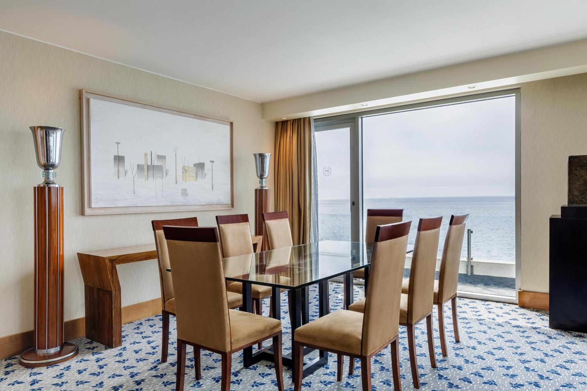 Sheraton Miramar Hotel & Convention Center Vina del Mar Eksteriør billede A dining room in a suite at the Hilton Tel Aviv