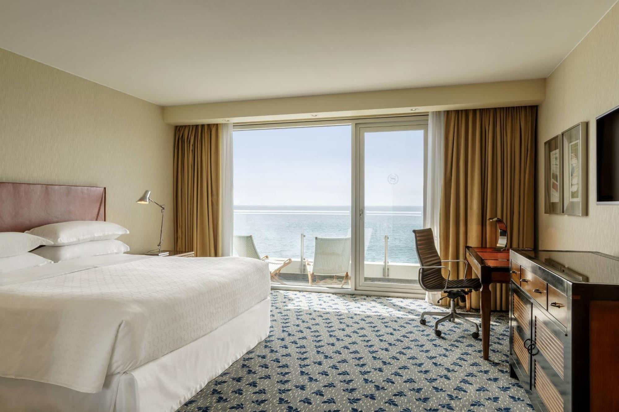 Sheraton Miramar Hotel & Convention Center Vina del Mar Eksteriør billede A guest room at the Westin La Paloma