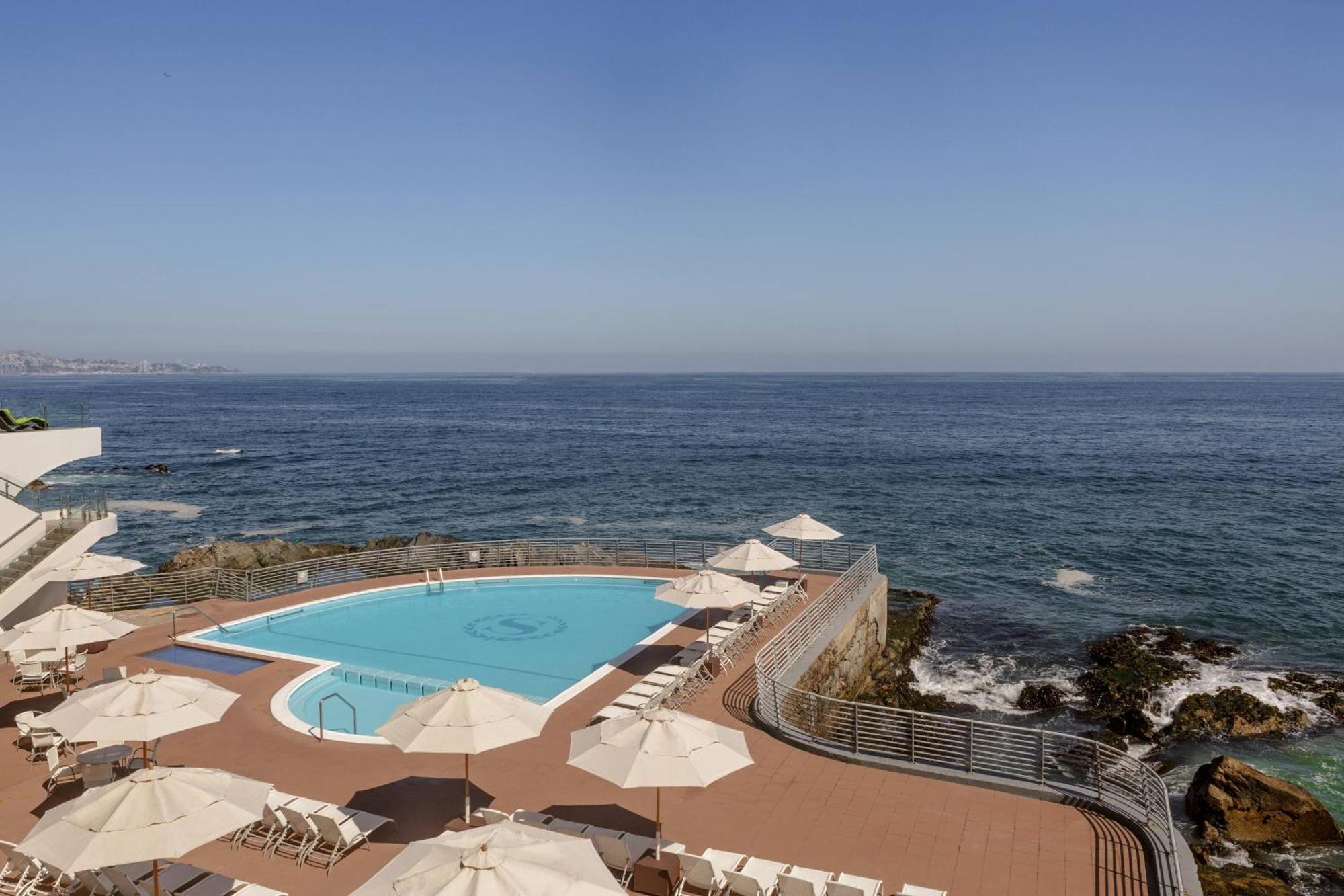 Sheraton Miramar Hotel & Convention Center Vina del Mar Eksteriør billede The pool at the Hotel do Canal